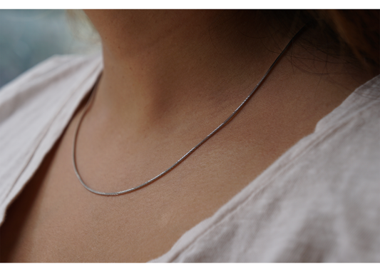 Minimalist Sterling Silver Herringbone Chain with Patterns - Elegant 18-Inch Silver Necklace - Hypoallergenic & Waterproof